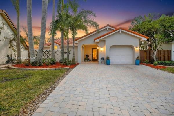 Patio Homes 1 At Country Isles, Weston, Florida 33326, image 1