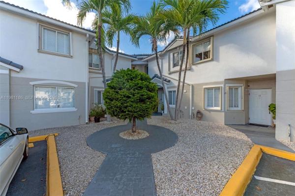 Crystal Colony, 120 SW 109th Ave #18, Sweetwater, Florida 33174, image 3