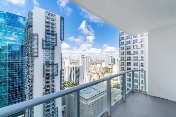 Met 1, 300 S Biscayne Blvd #T-3309, Miami, Florida 33131, image 1