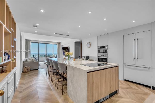 The EmeraldBay At Key Colony, 151 Crandon Blvd #1035, Key Biscayne, Florida 33149, image 1