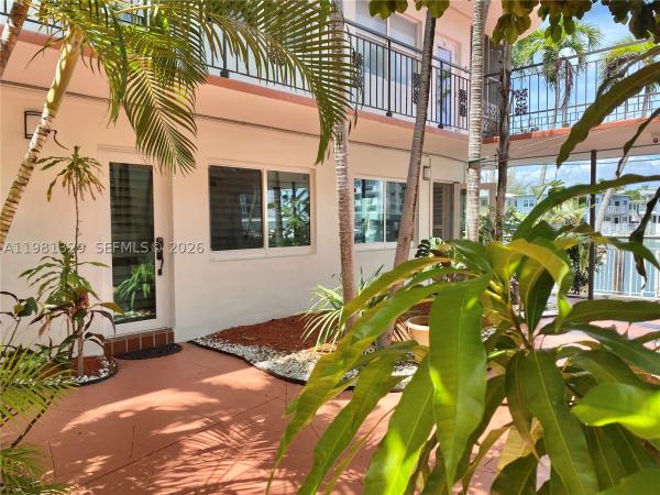 Creek Club, 8040 Tatum Waterway Dr #5, Miami Beach, Florida 33141, image 3
