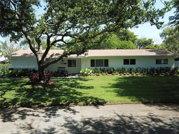 10343 SW 114th St, Unincorporated Dade County, Florida 33176, image 1