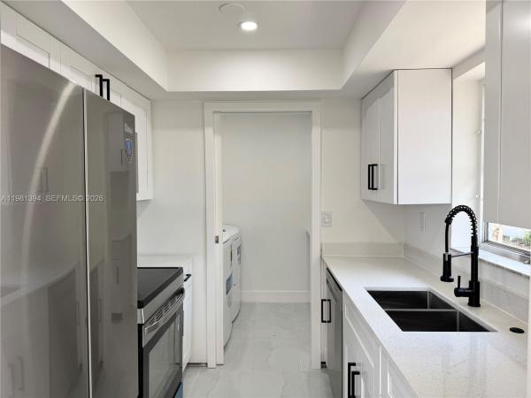 Woodlawn, 890 SW 28th St #2, Fort Lauderdale, Florida 33315, image 1