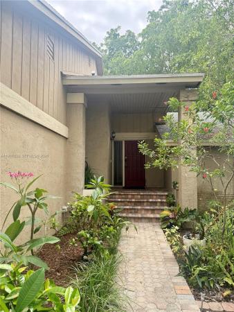 5119 SW 153rd Pl N, Unincorporated Dade County, Florida 33185, image 1