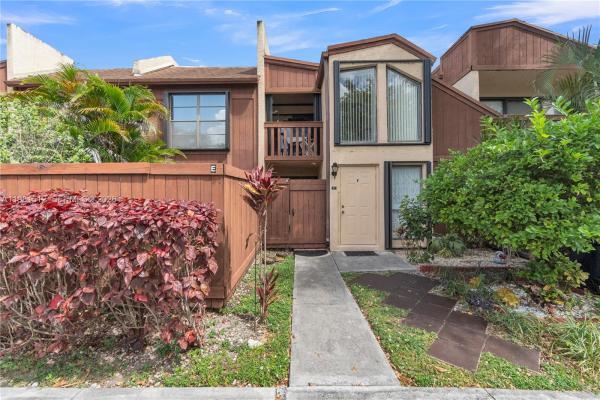 6411 SW 116th Ct #E, Unincorporated Dade County, Florida 33173, image 1