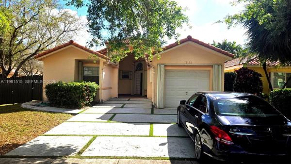 Alameda Northwest, 15153 NW 89th Pl, Miami Lakes, Florida 33018, image 1
