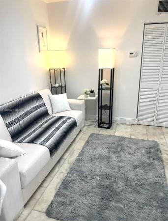 First On Penn, 1526 Pennsylvania Ave #15, Miami Beach, Florida 33139, image 2