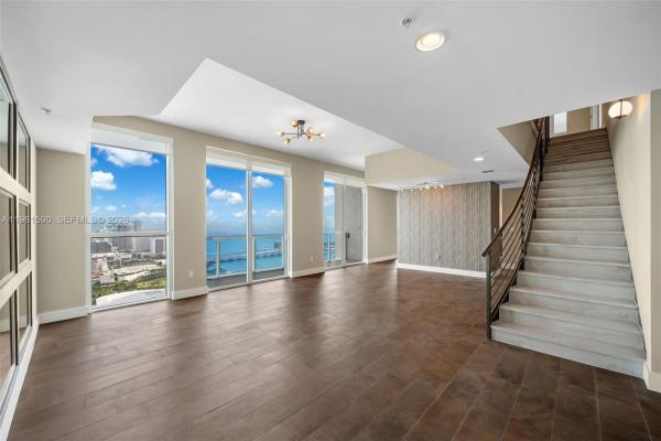 Vizcayne North, Miami, Florida 33132, image 2