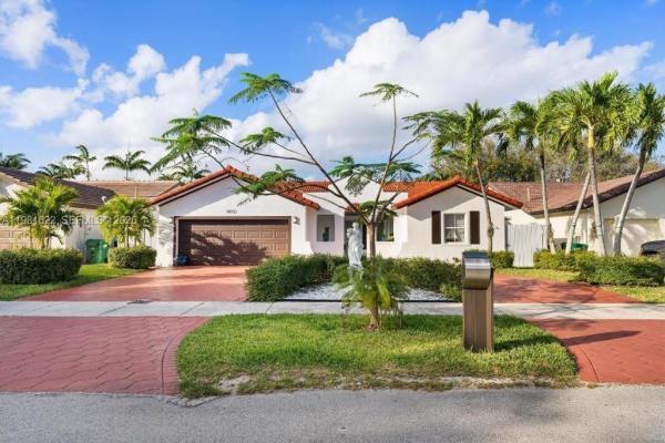 Mandy, 14721 SW 170th Ter, Richmond West, Florida 33187, image 3