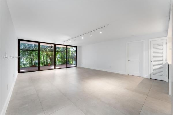Ocean Village, 55 Ocean Lane Dr #1031, Key Biscayne, Florida 33149, image 2