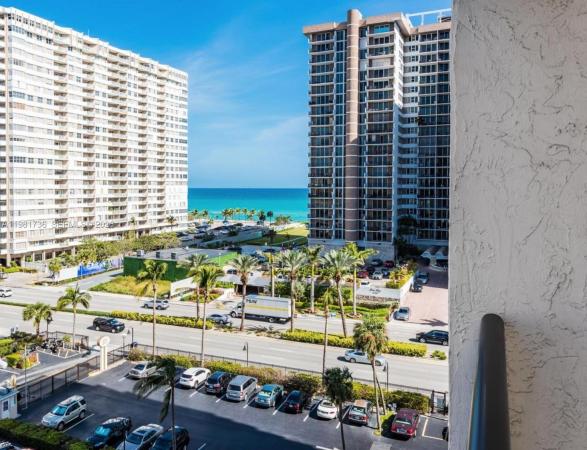 Avant Garde, 2049 S Ocean Dr #806, Hallandale Beach, Florida 33009, image 1