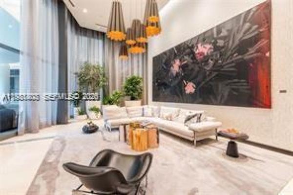 Brickell Heights East, 45 SW 9th St #1701, Miami, Florida 33130, image 1