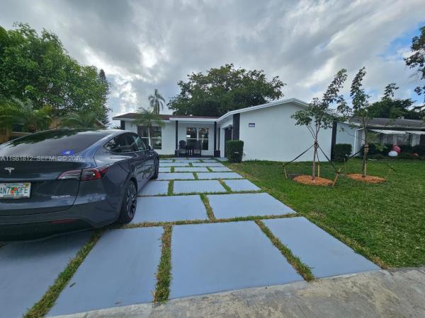Twin Lakes, 11450 NW 32nd Pl, Sunrise, Florida 33323, image 1