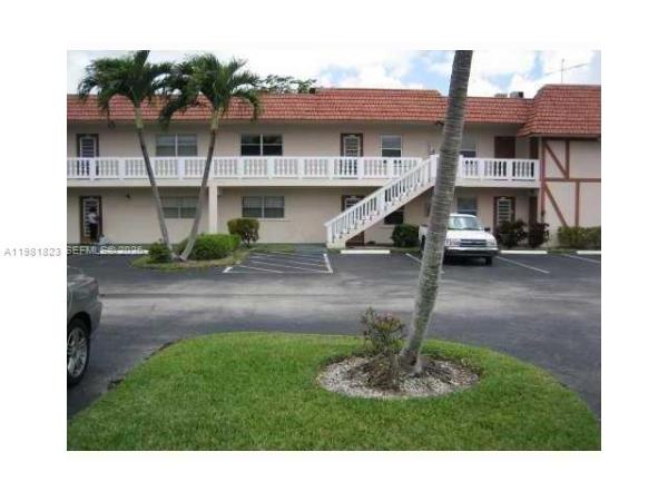 Sandalfoot Squire, 9374 SW 3rd St #711, Boca Raton, Florida 33428, image 1