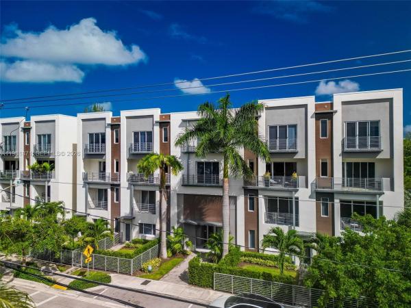 Galleria Lofts, 1034 NE 18th Ave #205, Fort Lauderdale, Florida 33304, image 2