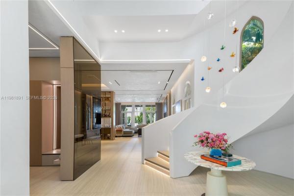 Villa Flora, 1522 Island Blvd, Aventura, Florida 33160, image 2