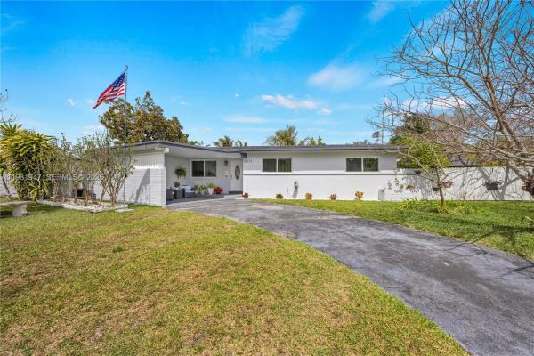Whispering Pines Estates, 8711 SW 191st St, Cutler Bay, Florida 33157, image 3