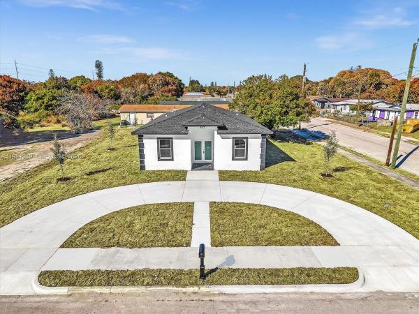 803 20th N St, Fort Pierce, Florida 34950, image 1