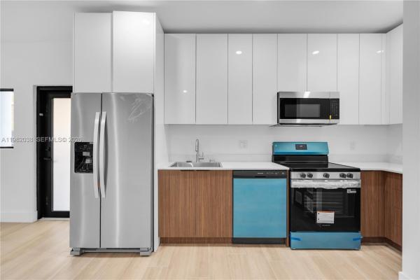 Lawrence Estates Land, 1037 NW 2nd St #2C, Miami, Florida 33128, image 2