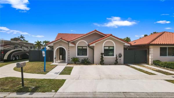 Leomar Homes, 800 NW 133rd Ave, Tamiami, Florida 33182, image 3