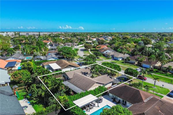 Glen Cove, 11541 SW 100th St, Kendall, Florida 33176, image 2