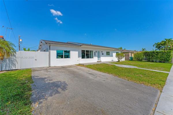 Westbrooke Gardens, 2023 SW 99th Ave, University Park, Florida 33165, image 3