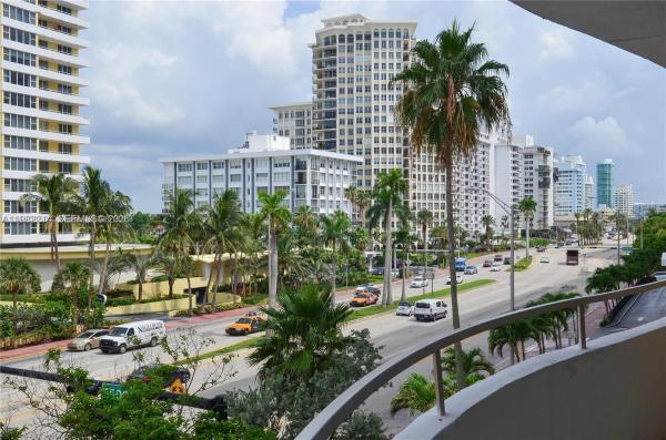 Oceanside Plaza, 5555 Collins Ave #4A, Miami Beach, Florida 33140, image 1