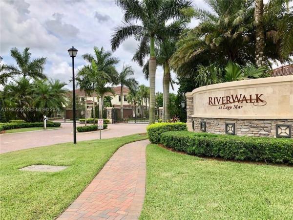 Riverwalk At Lago Mar, 106 Riverwalk Cir E #106, Plantation, Florida 33325, image 1