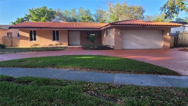 Loch Ness, 6895 Loch Ness Dr #n/a, Miami Lakes, Florida 33014, image 1