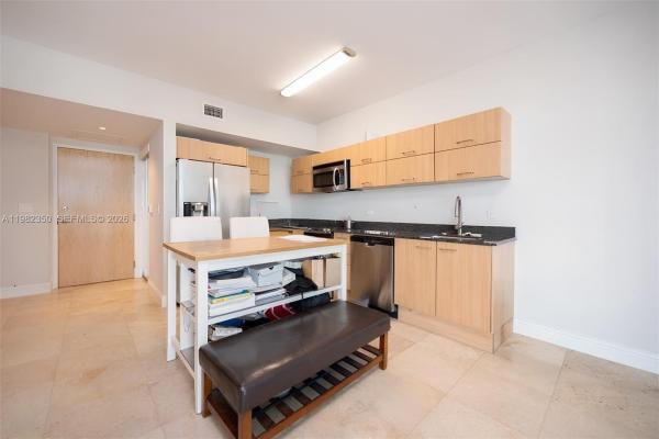 Wind, 350 S Miami Ave #1709, Miami, Florida 33130, image 2
