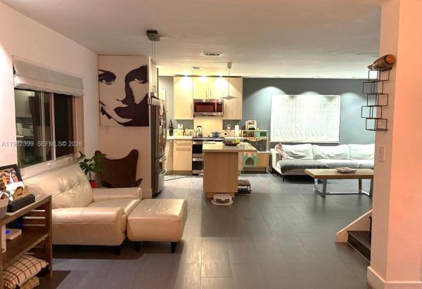 13881 NE 2nd Ct #C6, Unincorporated Dade County, Florida 33161, image 1