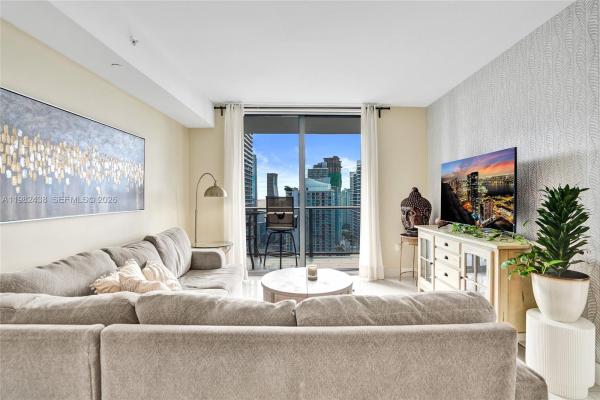 Brickell Heights East, 45 SW 9th St #4004, Miami, Florida 33130, image 1