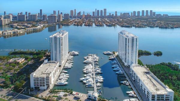Marina Palms Boat Slips, 17211 Biscayne Blvd, North Miami Beach, Florida 33160, image 2
