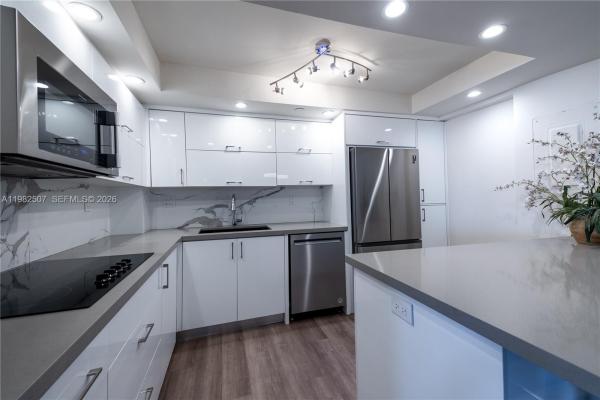 2000 Towerside Ter #1910, Unincorporated Dade County, Florida 33138, image 1