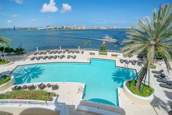 Two Tequesta Point, 808 Brickell Key Dr #3702, Miami, Florida 33131, image 3