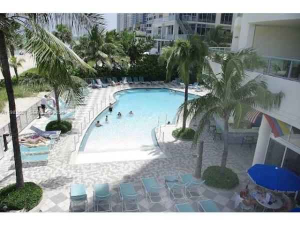 DoubleTree By Hilton Ocean Point Resort & Spa, 17375 Collins Ave #1704, Sunny Isles Beach, Florida 33160, image 1