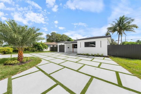 Central Golf Of Hollywood, 1305 N 31st Rd, Hollywood, Florida 33021, image 1