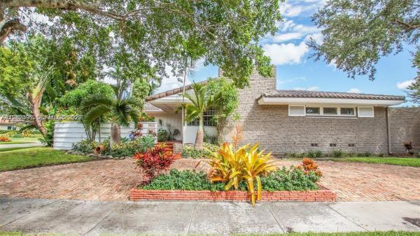 Davis Harbor, 8651 NE 10th Ct, Miami, Florida 33138, image 1