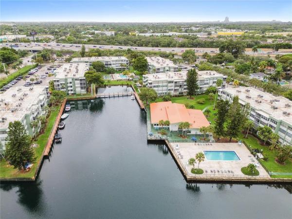 Watergate, 2761 Taft St #110, Hollywood, Florida 33020, image 1