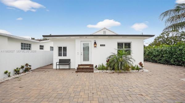 2845 SW 67th Ave, Unincorporated Dade County, Florida 33155, image 1