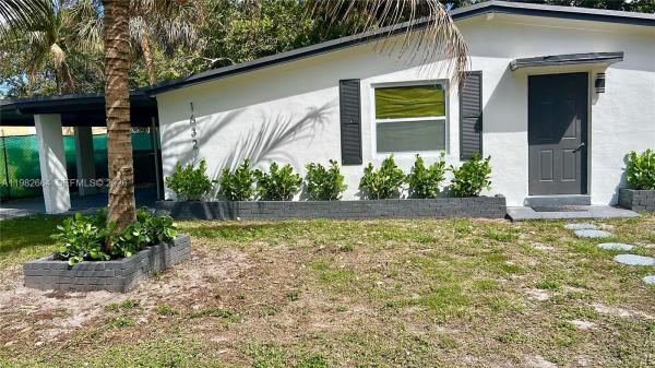 Lauderdale Manors, 1632 NW 18th Ave, Fort Lauderdale, Florida 33311, image 1