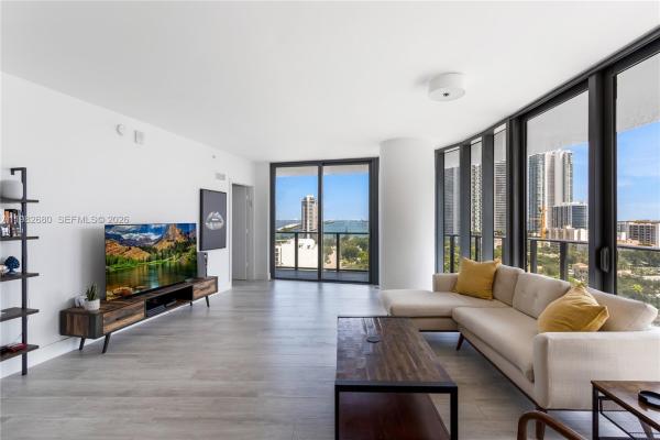 Hyde Midtown, 121 NE 34th St #1204, Miami, Florida 33137, image 1