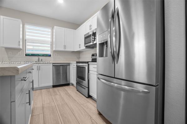 Palomino Lake, 4665 Caspian Way, Davie, Florida 33314, image 3