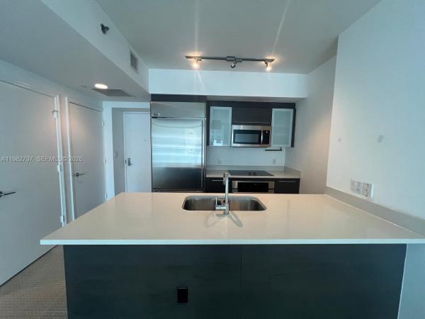 500 Brickell East, 500 Brickell Ave #2904, Miami, Florida 33131, image 1