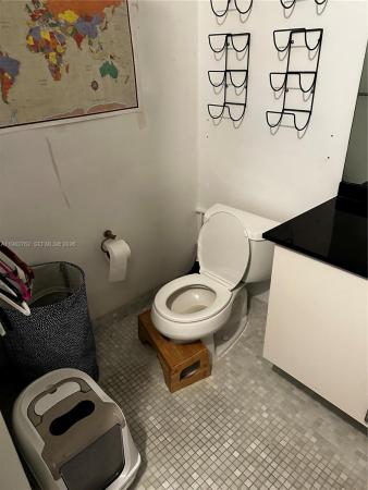 The Bank, 8101 Biscayne Blvd #R-513, Miami, Florida 33138, image 2