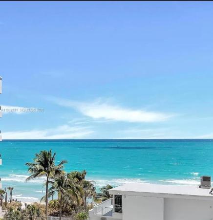 The Carriage House, 5401 Collins Ave #411, Miami Beach, Florida 33140, image 2