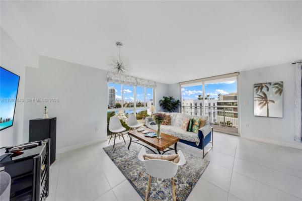 1688 West Ave #801, Miami Beach, Florida 33139, image 1