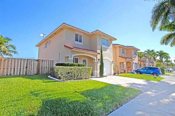 Manatee Cove, 8957 SW 214th St, Cutler Bay, Florida 33189, image 1