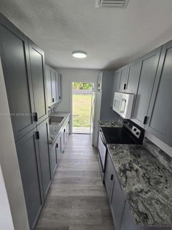 Sunny Haven, 26633 SW 138th Ct #1, Naranja, Florida 33032, image 2