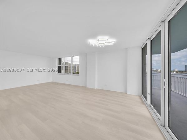 Winston Towers 500, 301 174th St #1818, Sunny Isles Beach, Florida 33160, image 3